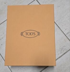 TOD’S - Shoe Box